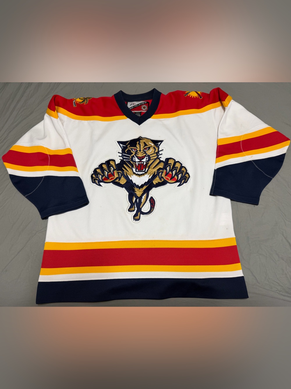 Vintage Pro Player Florida Panthers Authentic NHL Hockey White Jersey SZ MEDIUM